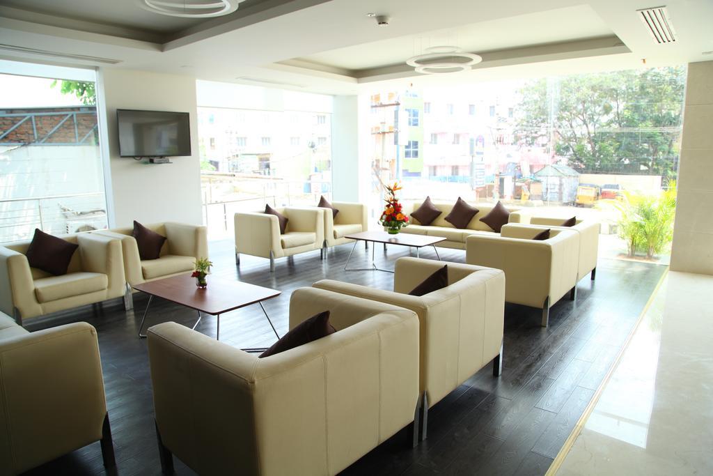 Best Western Tirupati Exteriör bild